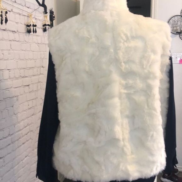 Ellen Tracy sleeveless jacket - Picture 3 of 5